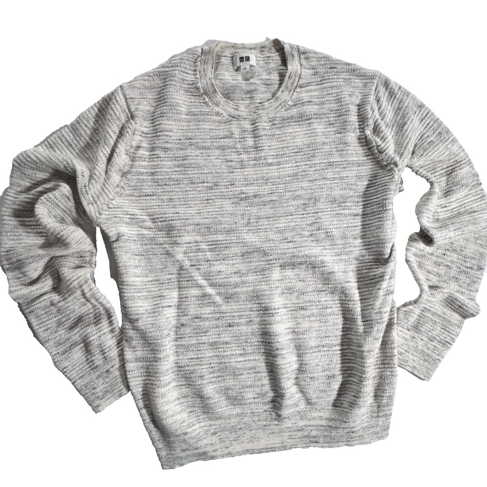 Uniqlo Sweater Women's Medium Knit Blend Grey Beige Pullover Crew Neck Preppy